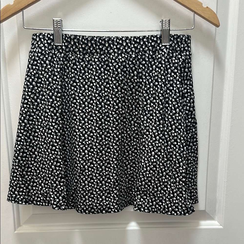 Forever 21 Monochrome Floral Skirt